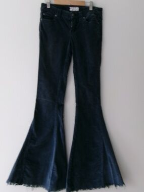 Free People Low Rise Dark Blue Corduroy super flare pants size 26 raw hem
